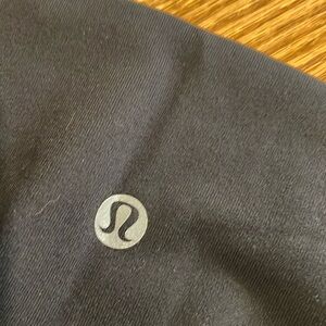 Womens Yoga Top and LuLulemon leggings